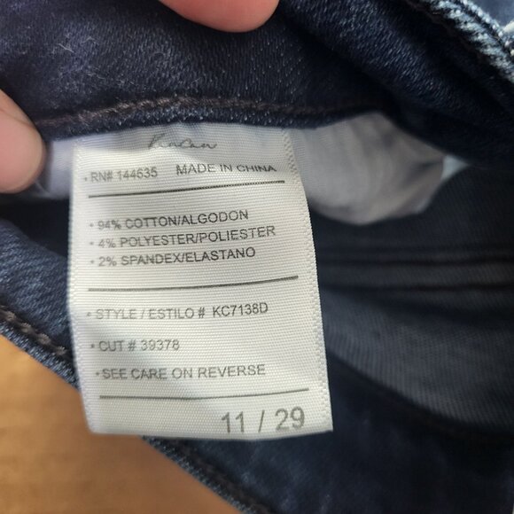 Kancan Womens SZ 11/29 Rainn Ultra High Rise Flare Jeans KC7138D Dark Button Fly - Picture 11 of 11